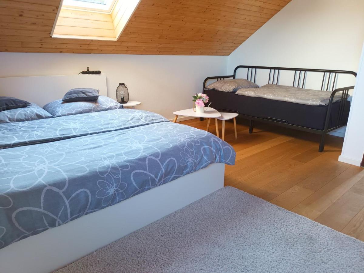 "Stone'S Throw" Krumlov 5 Min By Car, Lipno 15 Min By Car, 2 Bdrooms,Playroom Kajov ภายนอก รูปภาพ